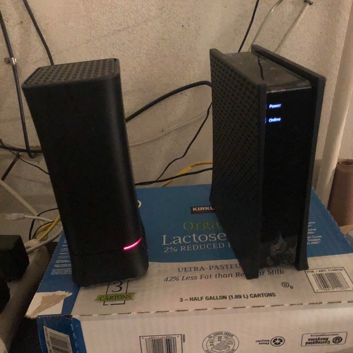 spectrum wifi modem blinking red